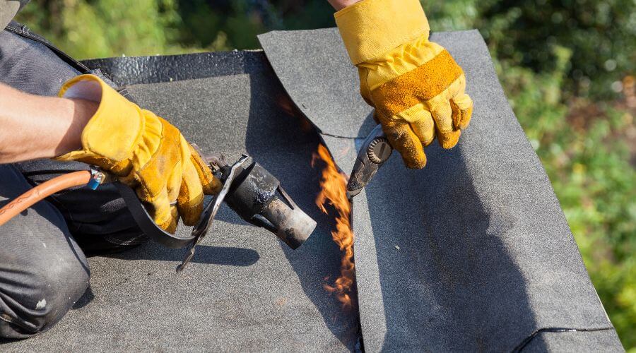 Professional flood damage restoration services in Hermitage, AR